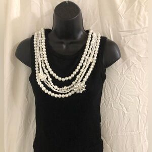 Multi layered pearl necklace‎ adorned black tank top size large new